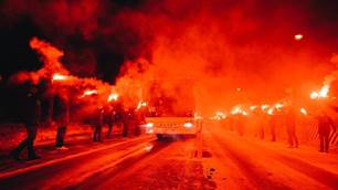 Watch! Zenit fans fiery welcome
