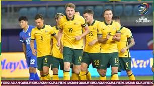 Socceroos romp toward WCQ third round