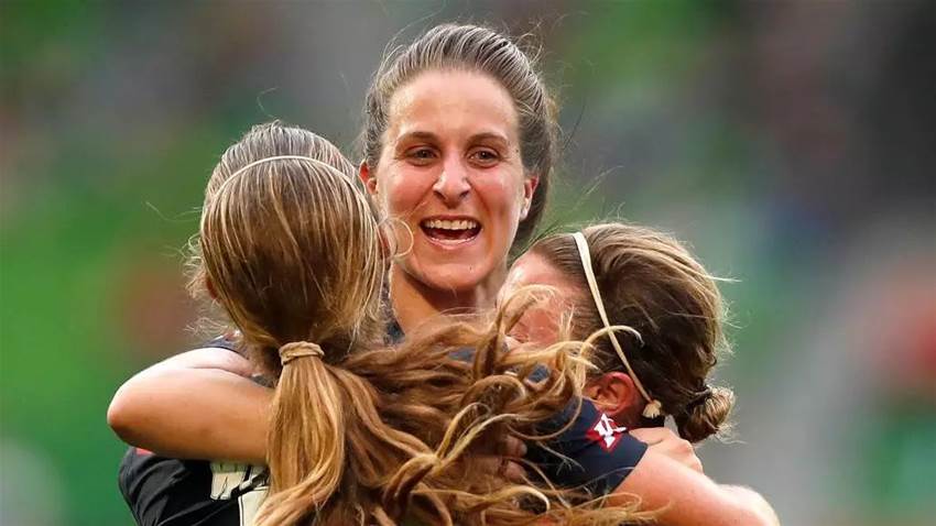 A-League's Glory bring seasoned Matilda back home