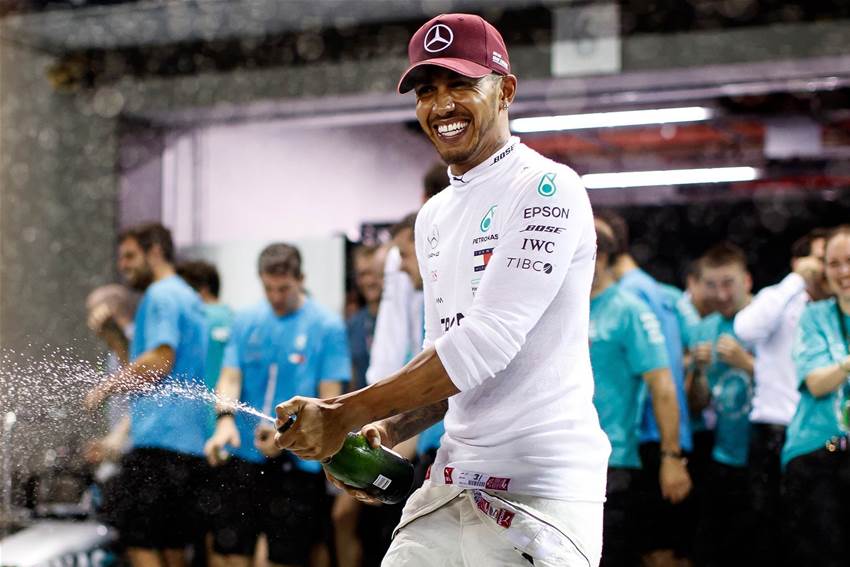 Ferrari falters as Hamilton reigns supreme in Singapore Ferrari falters as Hamilton reigns supreme in Singapore