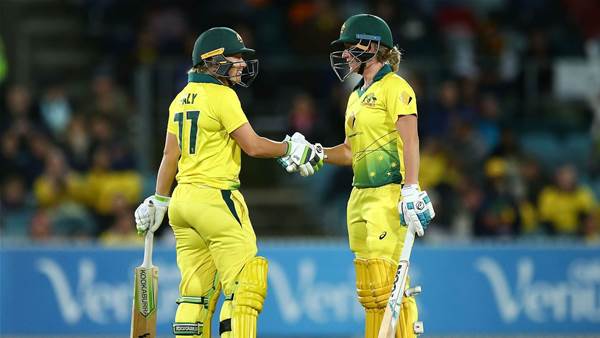 Australia secure World T20 semi-final