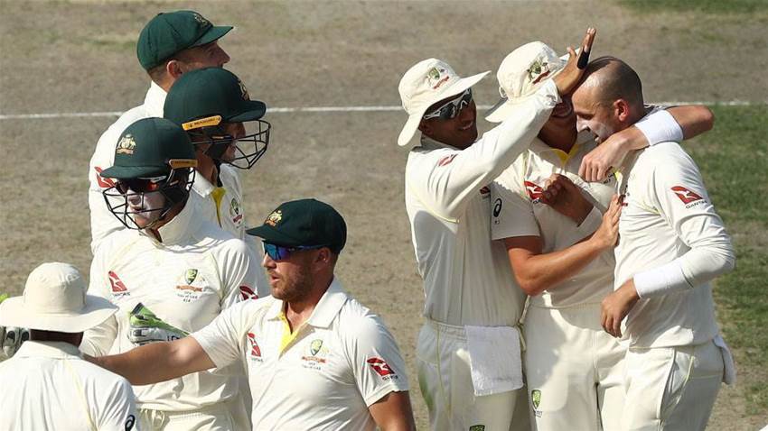 Pakistan v Australia: Tourists stage late fightback Pakistan v Australia: Tourists stage late fightback