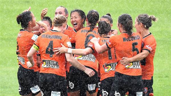Wet and windy match ends Victory's streak