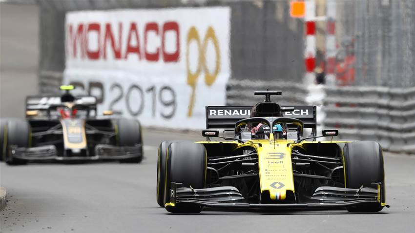 Renault blunder costs Ricciardo 'a great result'