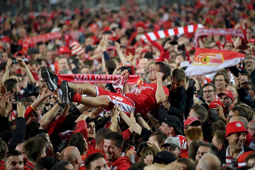 Watch! Union Berlin fans storm field after winning Bundesliga promotion Watch! Union Berlin fans storm field after winning Bundesliga promotion