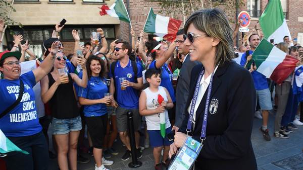 Italy coach calls for greater change