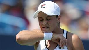 Aussies dropping like flies but Barty survives