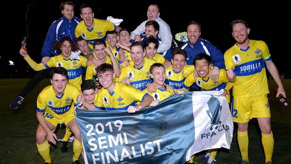Mariners, Brisbane Strikers host cup semis