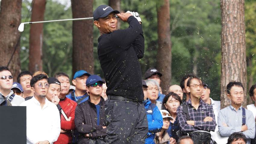 Tiger blasts to Japan lead as Aussies flop Tiger blasts to Japan lead as Aussies flop