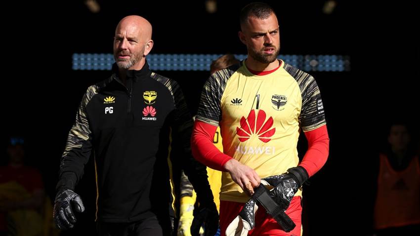 Wellington, All Whites keeper leaves A-League for Europe