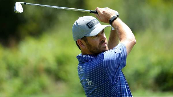 Oosthuizen charges to lead in South Africa