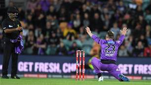 Thunder Undone by Short in Hobart