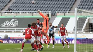 Ryan stars at Arsenal, Bale's Spurs treble