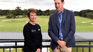 Dual-gender Australian Open golf experiment over