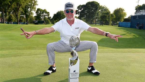 Jimenez goes wire-to-wire on Champions Tour