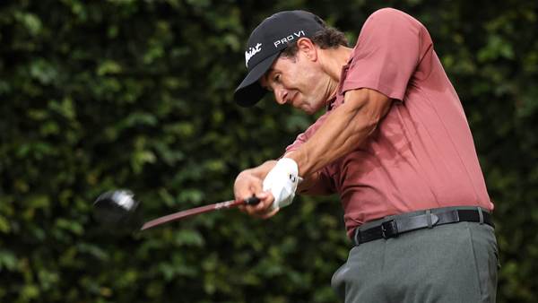 Scott leads Aussie charge at the Masters