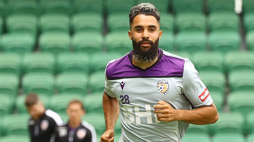 'It might be a few weeks...' - Glory sweat on Osama Malik's shoulder 'It might be a few weeks...' - Glory sweat on Osama Malik's shoulder