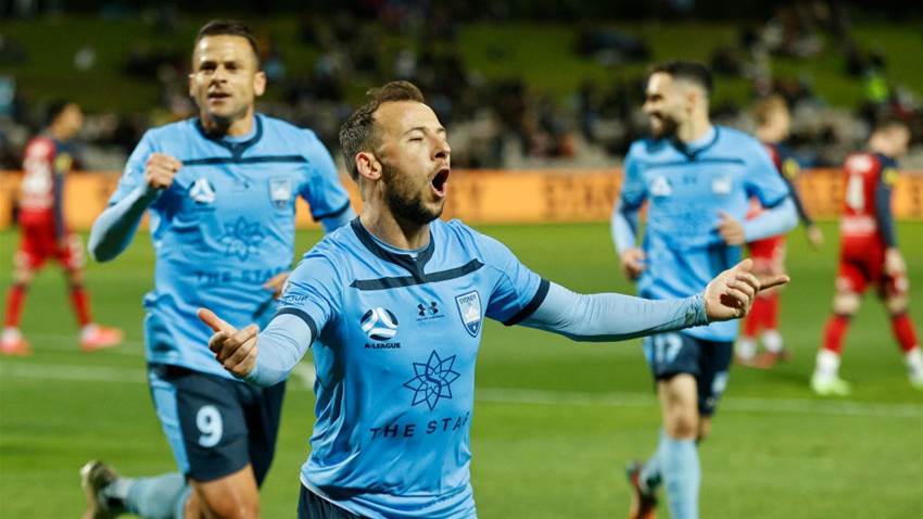 Sydney's Le Fondre: 'Gaffer won't thank me...we were average' Sydney's Le Fondre: 'Gaffer won't thank me...we were average'