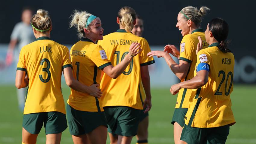 Kerr begins Indian adventure with record Kerr begins Indian adventure with record