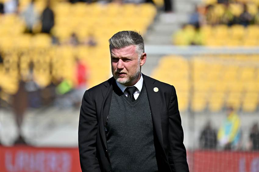 A-League coach wants national gig A-League coach wants national gig