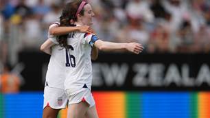 Lavelle double in US rout of New Zealand