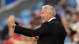 Red-hot Le Fondre adamant Sydney can claim City scalp