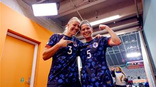Netherlands rout Vietnam 7-0 to beat US for top spot