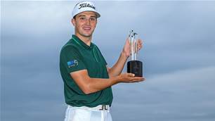 Clements claims maiden title at Czech Masters
