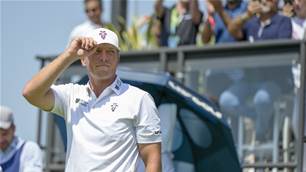 Smith misses jackpot as Gooch is crowned LIV king