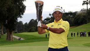 Record-breaking Matsuyama tames Riviera