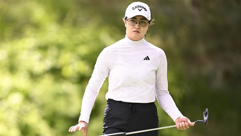 Minjee falters as Zhang shares lead in Vegas
