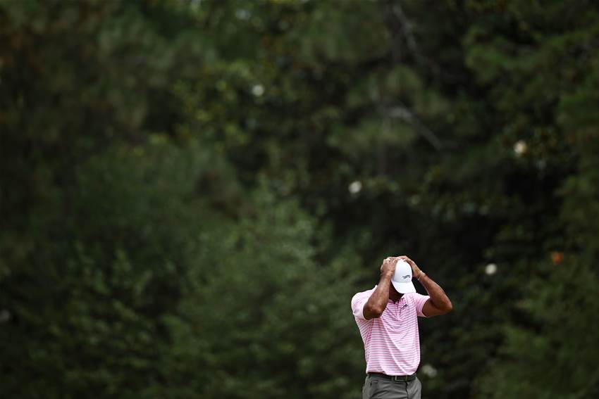 Tiger Woods struggles in U.S Open first round Tiger Woods struggles in U.S Open first round
