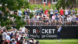 Eagle-birdie finish boosts Bhatia to first-round lead