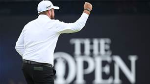 Lowry seizes control of The Open Championship