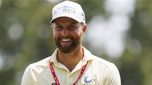 Kirk leads as Matsuyama trails