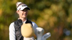 Neck injury stops world's top-ranked golfer Nelly Korda