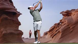 McIlroy unimpressed by his new golf swing in Abu Dhabi