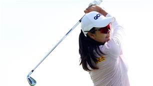 A Lim Kim starts strong in Hawaii, crunch time for Choi