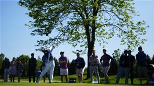 Kyriacou slips as Thitikul soars for LPGA Tour lead