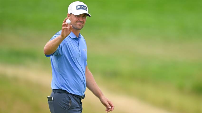 Victor Perez records hole-in-one at Oakmont Victor Perez records hole-in-one at Oakmont