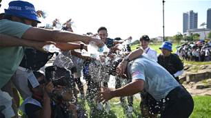 Higa Holds Nerve to Win Second Shinhan Donghae Open