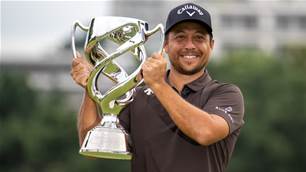 Schauffele homes in on win as Lee claims top-10 spot