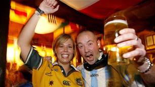Is Twitter the new Aussie pub?