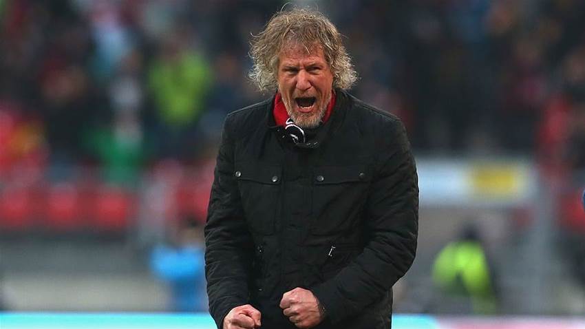 700 Death Threats: The unbelievable journey of new Adelaide boss Gertjan Verbeek 700 Death Threats: The unbelievable journey of new Adelaide boss Gertjan Verbeek