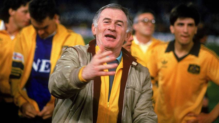 Former Socceroos coach Frank Arok dies