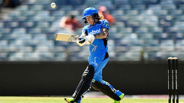 Coyte signs with Adelaide Strikers