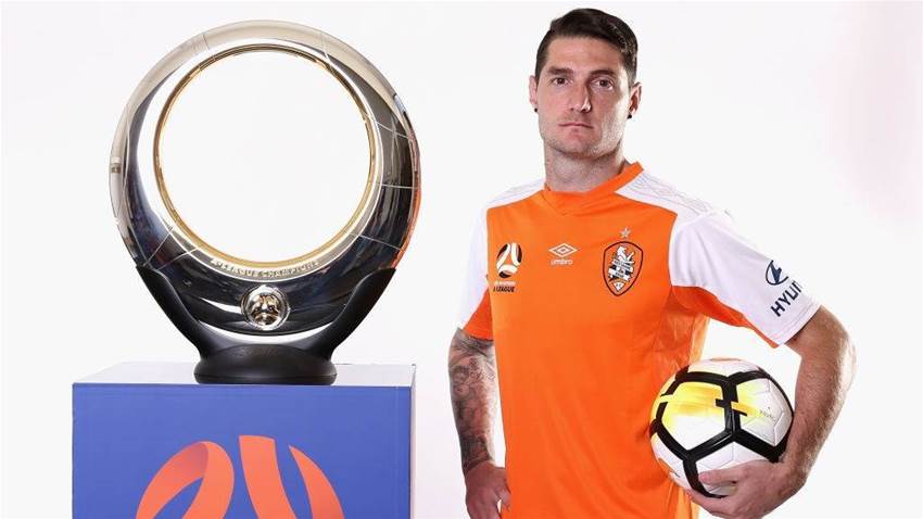Mariners sign "hardworking" striker Mariners sign "hardworking" striker