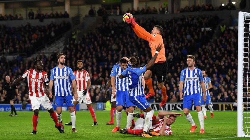 Ryan: "I'm throwing myself around for nothing" Ryan: "I'm throwing myself around for nothing"