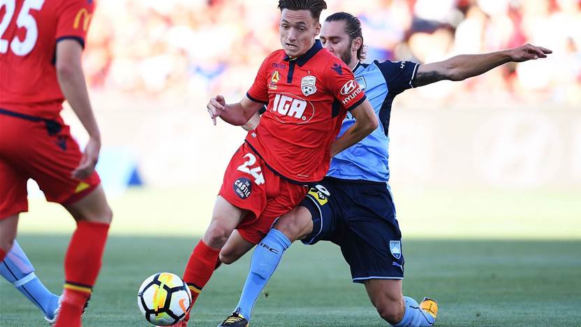 Western Sydney Wanderers snap up young trio