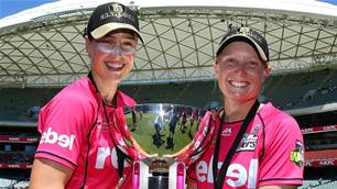 Healy and Perry join TV commentary team